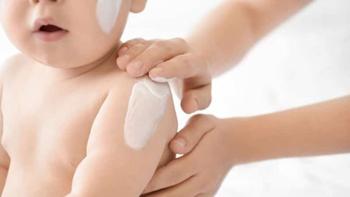 Giữ Ấm Cho Trẻ Sơ Sinh f
