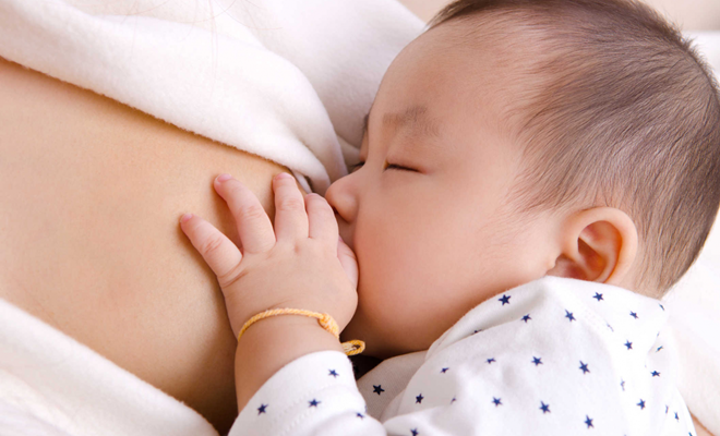 Trẻ Sơ Sinh Bị Nấc Cục a